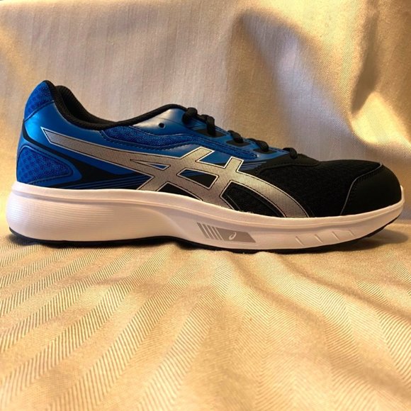 asics stormer running shoes